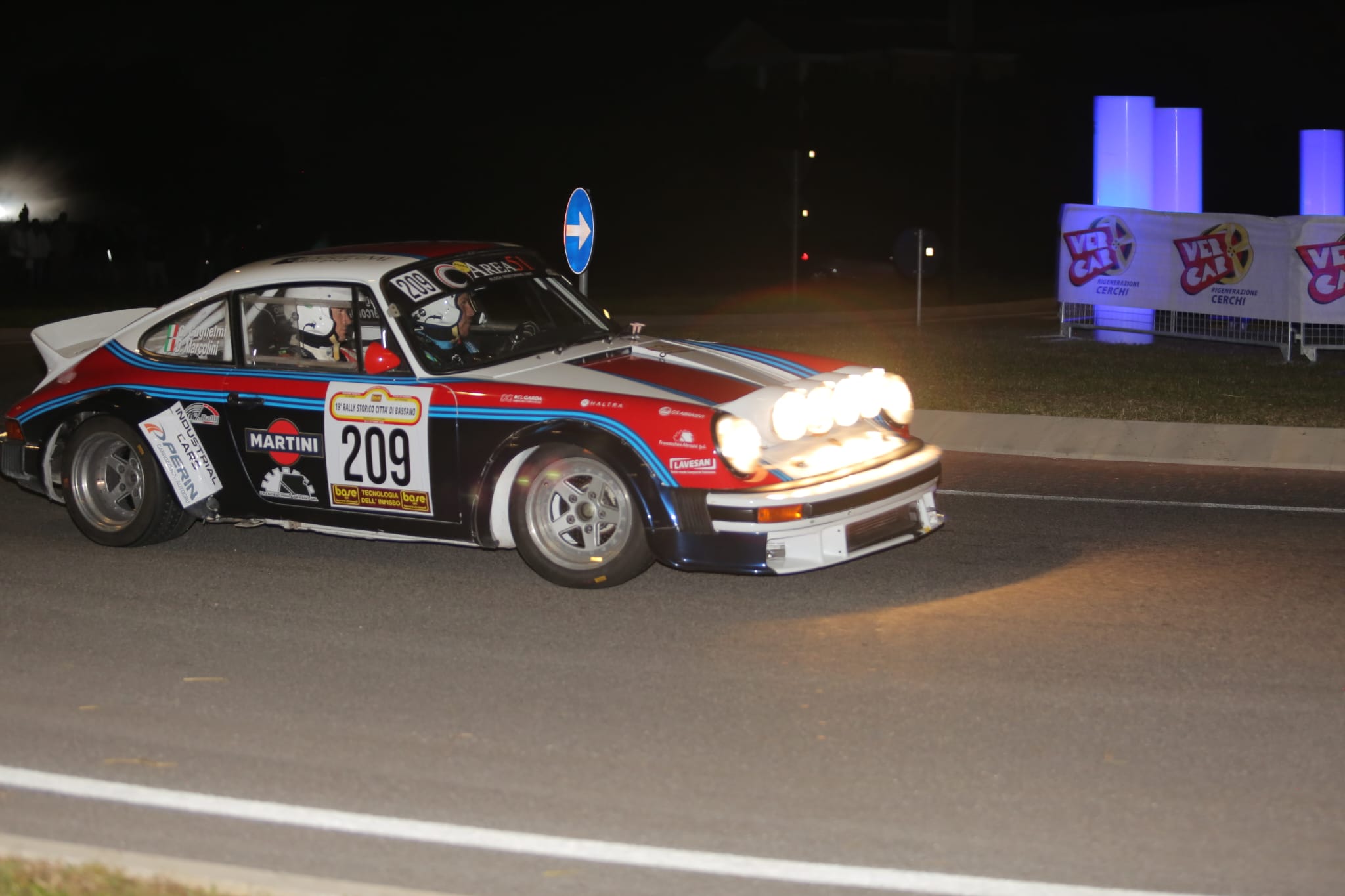 Equipaggio in azione durante un'edizione del Rally Città di Bassano